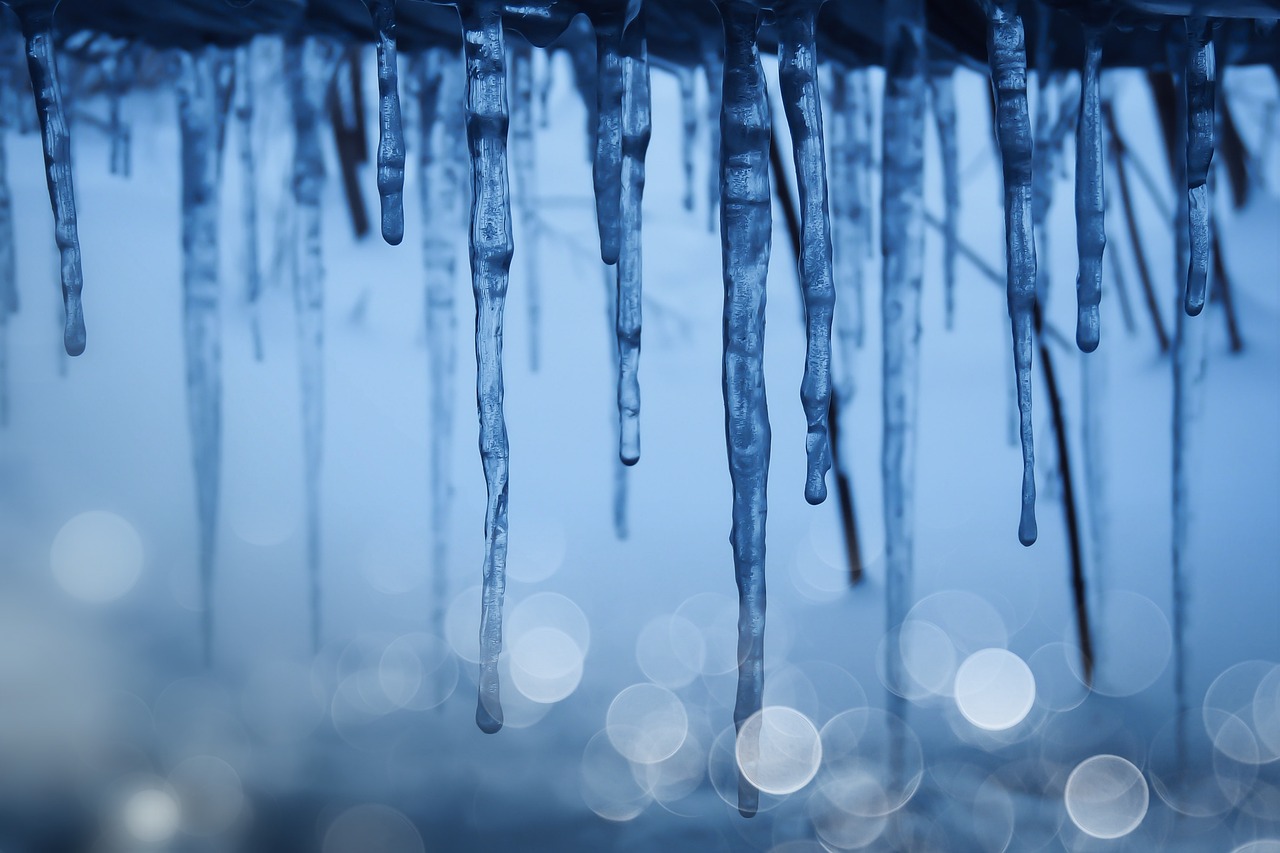 冰天雪影视剧，寒冷中的艺术热情探索